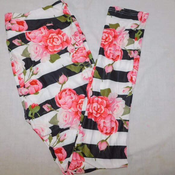 Miss T's Fashion TC2 Womens 20 to 26 Black White Striped Pink Peonies Leggings - Picture 1 of 5
